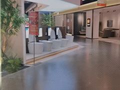 -百安居装修建材卖场(南山店)