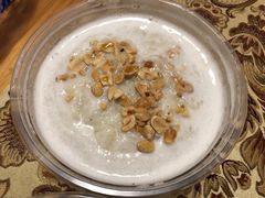 香蕉牛奶冰浆-夏食光安顺小舒冰粉冰浆(甲秀楼店)