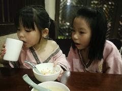 -泉城欧乐堡戏水湾艺术养生温泉