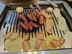 -臻牛烤肉