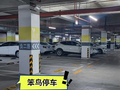 -成都东站-停车场