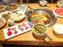 -城墙拐拐火锅(三峡广场黑金冠店)