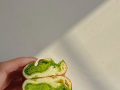 -yeast面包店