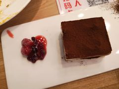 -必胜客(WOW象山涌金广场店)