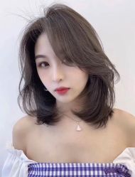 -变画·发型STUDIO