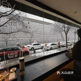 下雪天更适合下午茶