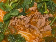 -蒙自源米线大王(东站店)