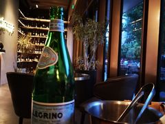 -wineapp葡萄酒餐吧(外滩金融中心店)