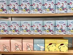 -名创优品(广东省广州琶洲保利广场店)