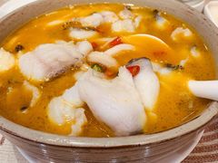 酸汤乌鱼片-鹅冠港式茶餐厅(来福士店)