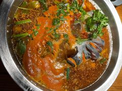 -野山舂·贵州现舂酸汤火锅(鸿通城店)