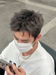 -尤司男士国潮理发馆