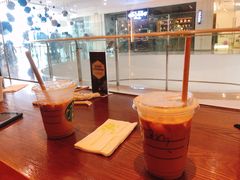 拿铁-星巴克(杭州临平银泰城B1店)