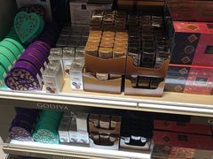 -中免(澳门机场免税店)