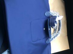 -Longchamp(佛罗伦萨小镇奥特莱斯店)