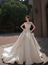-艾米丽婚纱礼服