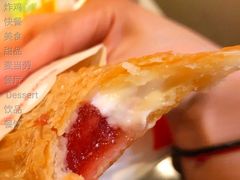 奶冻莓莓双料派-麦当劳(百联西郊购物中心店)