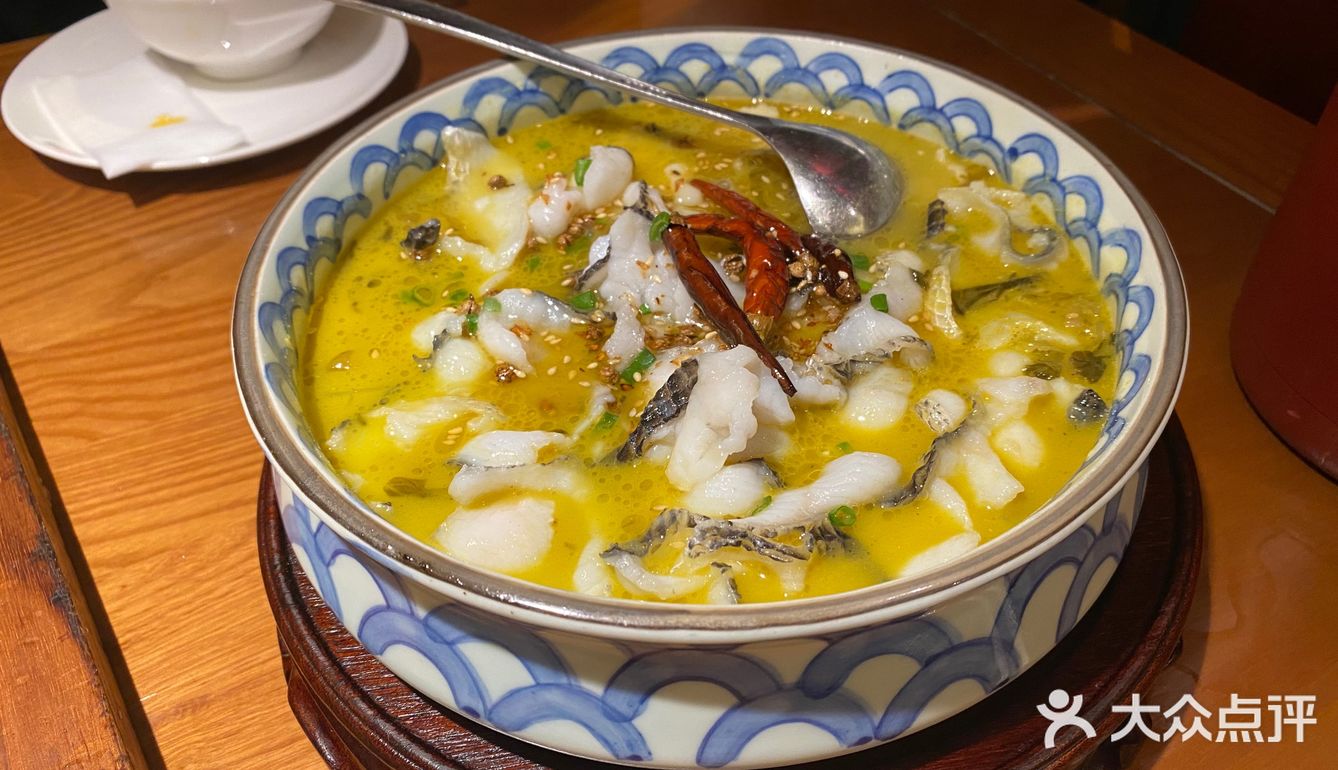 北国饭店，吃北方菜可以试试