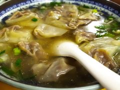 -牛味十足传统美食(凤凰西街店)