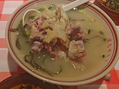-老方桌烂蹄花川菜馆(九龙坡店)