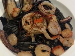 -喜洲吧·江畔老船厂·庭院餐厅(喜临院店)