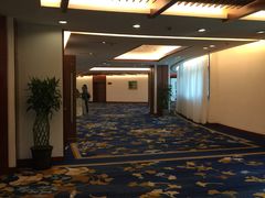 -上海青松城大酒店