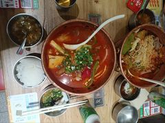 -成都你六姐·牛肉冒菜(信泰中心商场店)