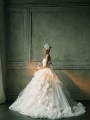 -雪中彩影婚纱摄影·微光艺术中心