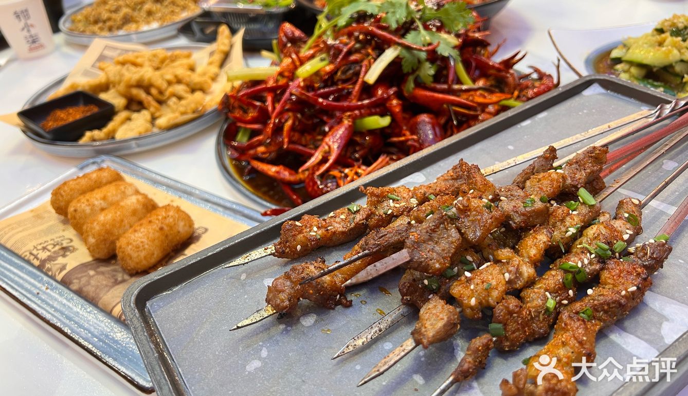 在上海还有人不知道钳小柒龙虾吗🦞？？