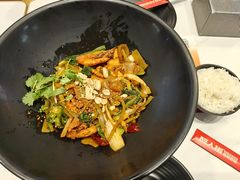 -醉人椒麻辣香锅(王府井喜悦店)