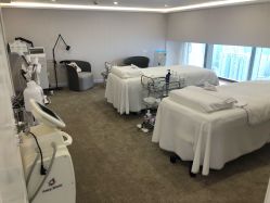 -JNK皮肤管理中心