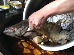 -大鹅岛灶台鱼·铁锅炖(水库路店)