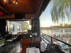 -东岸Cafe 爵士俱乐部
