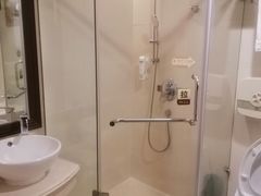 淋浴房-维也纳国际酒店(深圳新洲店)