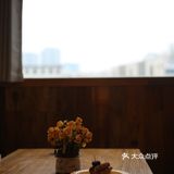开在长沙河西地铁口的咖啡馆 