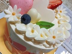 清甜白桃蛋糕-花花卷卷·鲜食蛋糕(静安久光百货店)