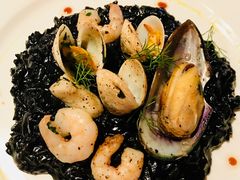墨鱼汁海鲜烩饭-蓝瓶子BlueBottle(东瓯智库店)