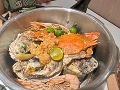 -享遇.锅姥姥牛排海鲜自助(小寨店)