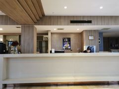 -西安大雁塔科技大学地铁站亚朵酒店