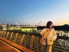 -南京眼步行桥