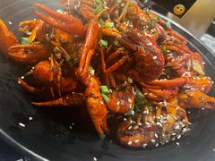 -巴厘龙虾·榜首油焖大虾(音乐学院·沿江酒馆店)