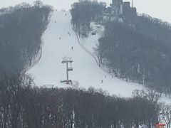 -庙香山滑雪场