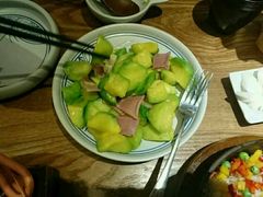 -云海肴·汽锅鸡·云南菜(天山百盛优客店)