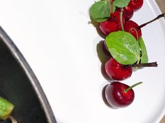 樱桃鹅肝-小大董·烤鸭(凤凰汇店)