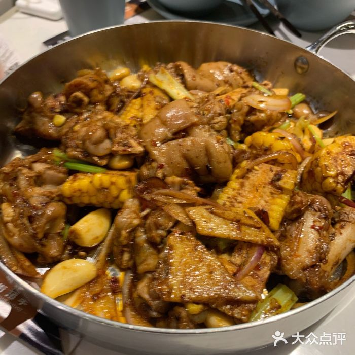 小街猪手(团结湖店)干锅猪蹄锅图片