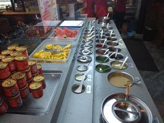 自助调料区-小龙坎老火锅(北京三里屯店)