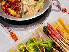 -大芊金重庆串串火锅(南京路店)