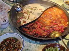 -鸿姐老火锅(疁城新天地店)