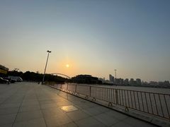 -梅赛德斯奔驰文化中心·停车场