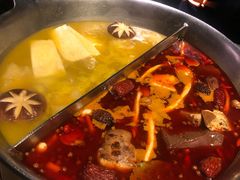-湊湊火锅·茶憩(新中关购物中心店)